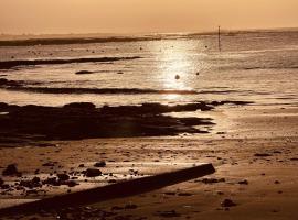 STUDIO BORD DE MER LOMENER, ξενοδοχείο σε Ploemeur