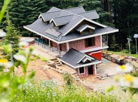 Cherna Danda Resort, hotel a Chakrāta