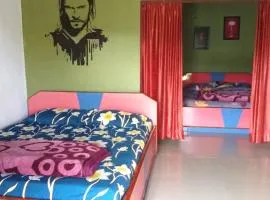 The Grand Rooma Home stay 003