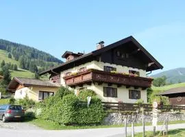 Apartment in Leogang near Ski Lift