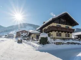 Apartment in Leogang near Ski Lift