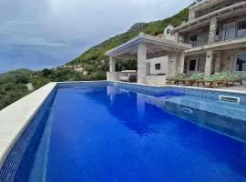 New Villa Penelopa