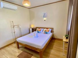 R&A Haven Guest House, place to stay in San Juan