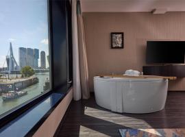 Haven Hotel Rotterdam, Curio Collection by Hilton、ロッテルダムのホテル
