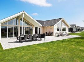 18 person holiday home in Hasselberg、カッペルンのホテル