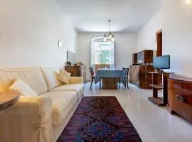 GuestHost - Tabarka's House