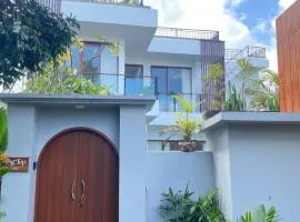 Big Top villa strategis location