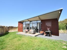 Chic Holiday Home in Callantsoog Forest nearby, hotel i Callantsoog