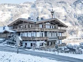 Farmhouse in Schwendau with Ski Storage
