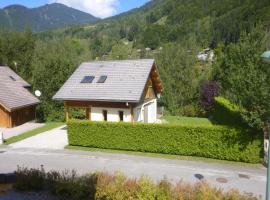 Chalet in Saint-Jean near Ski Lift, hotel u gradu Saint-Jean-dʼAulps