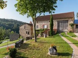 Holiday Home in Saint-Beauzire with Garden and Private Terrace