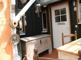 Beautiful Apartment in Damgarten with Garden, hotel in Ribnitz-Damgarten