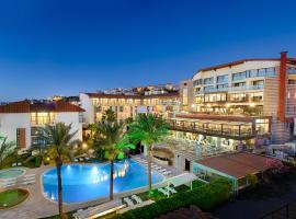 Pırıl Hotel Thermal&Beauty SPA, hotel in Cesme