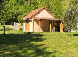 La maisonnette, hytte i Saint-P&egrave;re