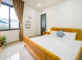 King bed private room