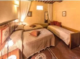 Attractive apartment in typical Tuscan style