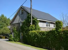 Cottage with Foosball & Garden