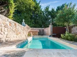Holiday Home in Lorgues with Pool and Terrace