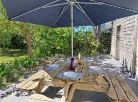 Holiday home close to beach, Cléder