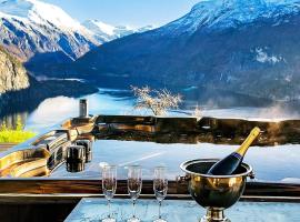 8 person holiday home in Valldal, cabaña o casa de campo en Valldal