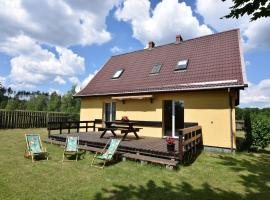 Cottage in a quiet location by the lake Mausz, Parchowo in Kashubia, hotel di Parchowo