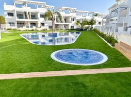 Casa Mia, hotel in Torrevieja