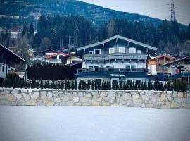 Apartment in Neukirchen near Ski Lift