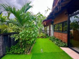 Studio Ground Floor Room by Densy Angkor, hotel v Siem Reap