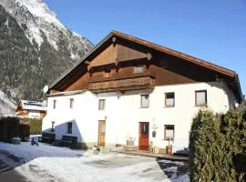 Farmhouse in Ötztal near Ski Areas