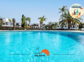#082 Families Only - São Rafael by Home Holidays, hotel in Sesmarias