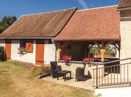 Beautiful holiday home near lake and forest