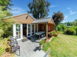 Farmhouse with Pool, Waimes