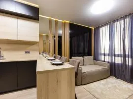 Nyvky Like Home - Файна Таун з сезонним басейном - Кв 53