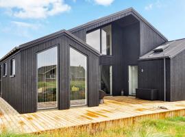 5 star holiday home in Harboøre, Hotel in Harboør