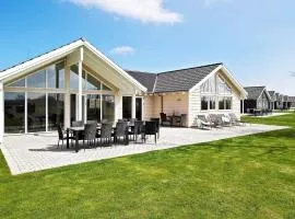 18 person holiday home in Hasselberg