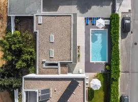 Luxury Villa- Pool, garden, total privacy