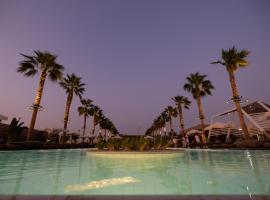 Shades Beach Club, hotel din Jeddah