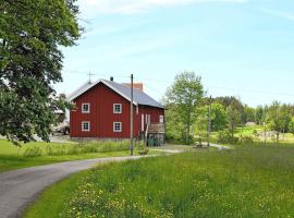 5 person holiday home in VAREKIL, ξενοδοχείο σε Varekil