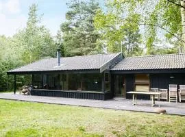 6 person holiday home in Fårevejle-By Traum