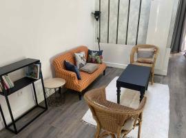 Cozy studio 10 min Poitiers - 25 min Futuroscope, hotel v destinaci Fontaine-le-Comte
