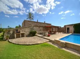 Farmhouse in Mallorca with Pool & Views