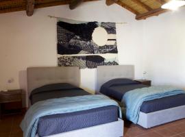 Rebeccu Arte e Ospitalit&agrave; - Ostello, hostal en Rebeccu