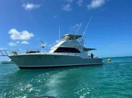 Fully equipped Yacht for Fishing or staying