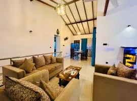 King Royal - Tangalle
