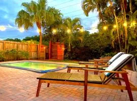 Fox Island Heated Spa- Downtown & Beach