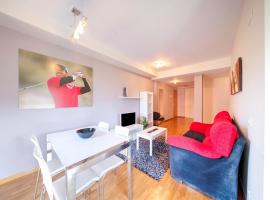 Apartment in Cirueña with Vineyards View, מלון בCirueña