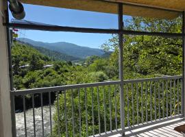 Cottage Mtkvari, hotel v destinaci Bordžomi