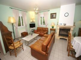 Sea View Family Escape, Hotel in Denneville