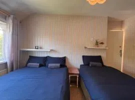 Superb Triple Room near Airport - 5