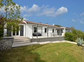 Villa in Malves near Carcassonne Pool